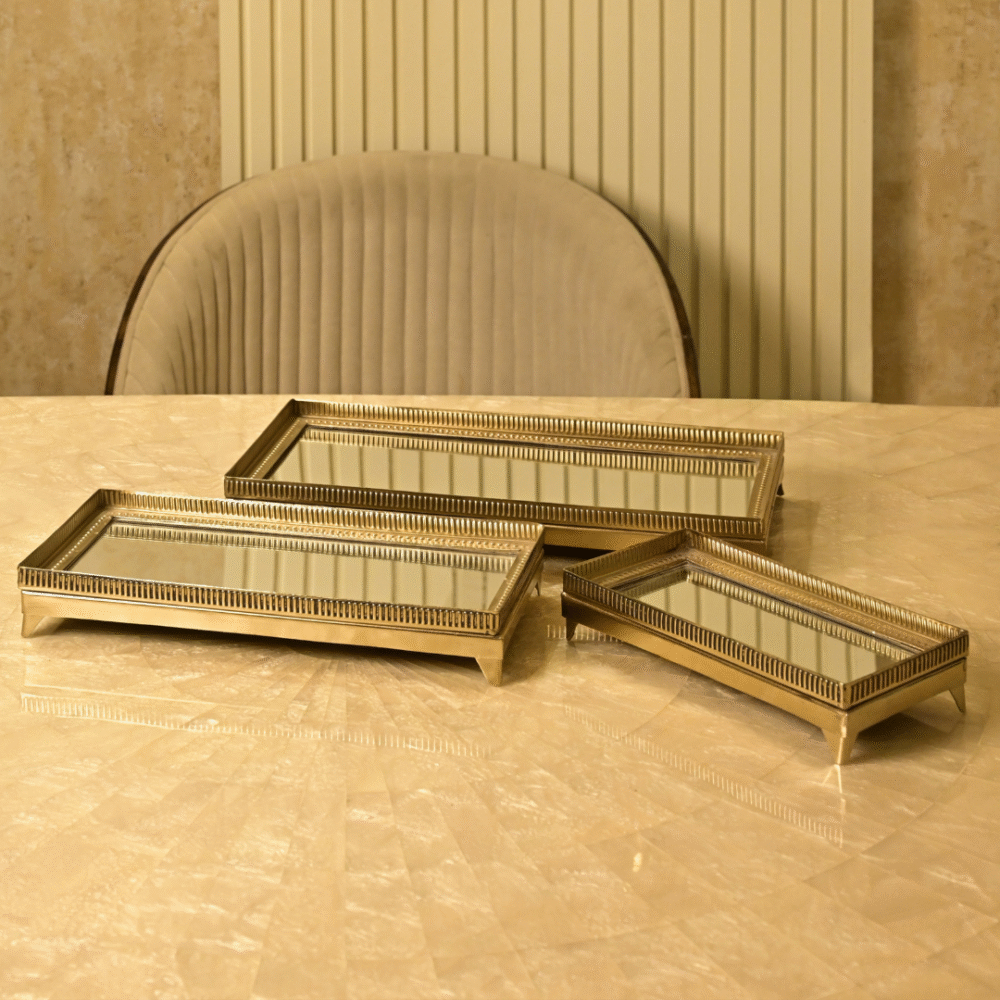 Tray