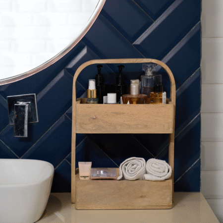 Bathroom shelf