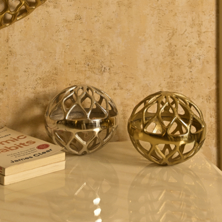 Decorative object